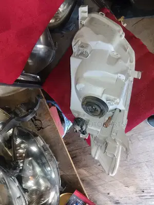 Fielder/Axio Headlight Non Xenon