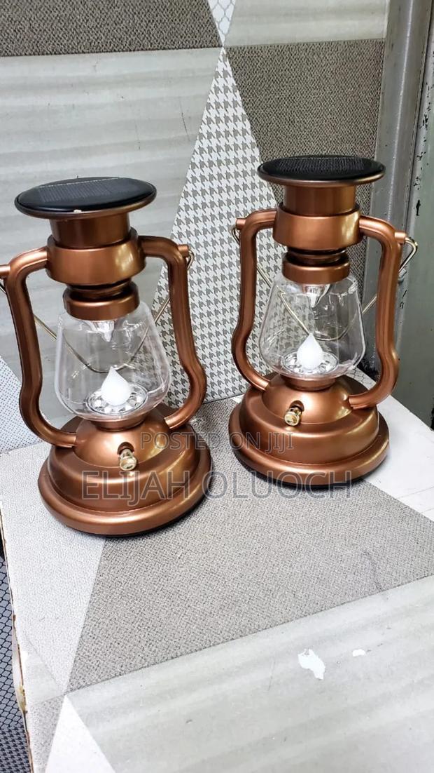 Vintage Portable Solar Lantern - thumbnail 2