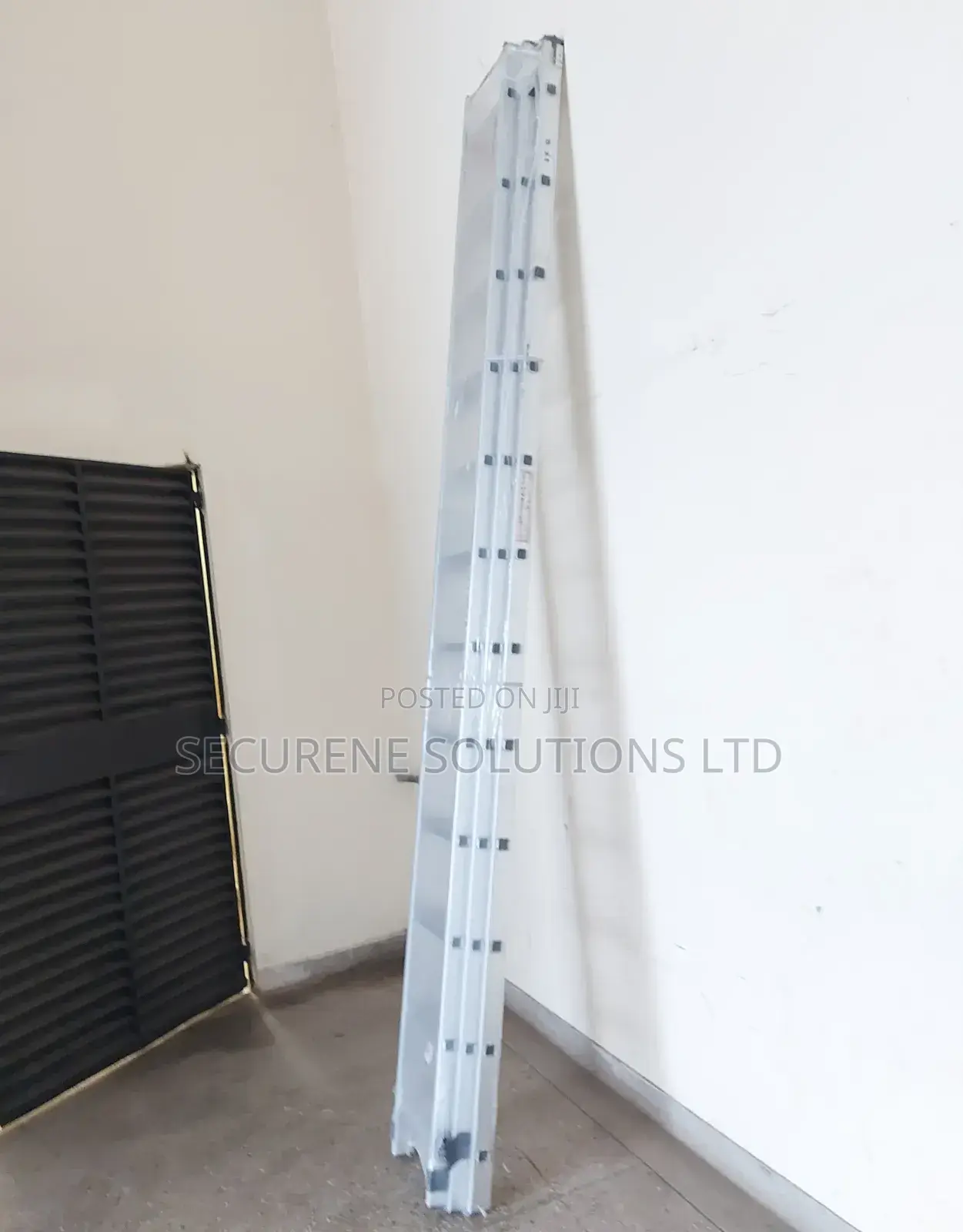 Professional 3by12 Triple Extension Ladder