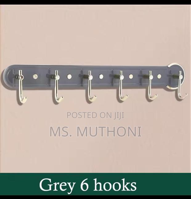 Lightweight Luxury Punch-Free Hook With Strong Adhesive - thumbnail 2