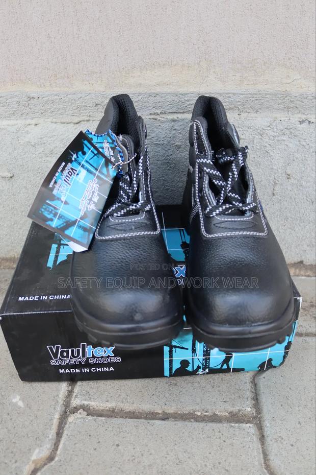 Vaultex Heavy-duty Boots - main view