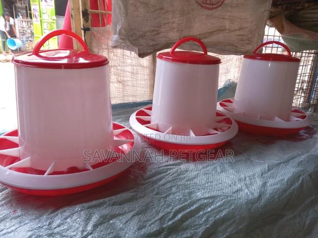 Automatic Chicken Feeder Poultry Feeders Plastic - 3kg - thumbnail 3