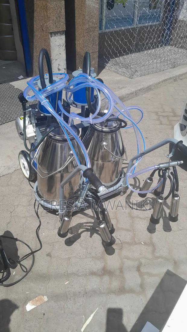 Double  Milking  Machine ( Aico) - thumbnail 2