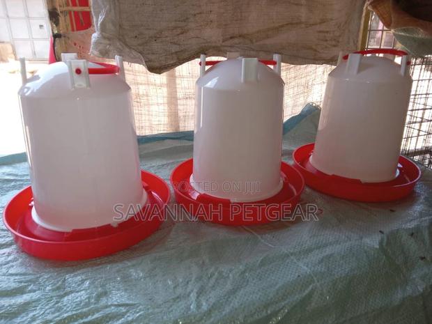 3 Litre Poultry / Chicken Drinker - thumbnail 2