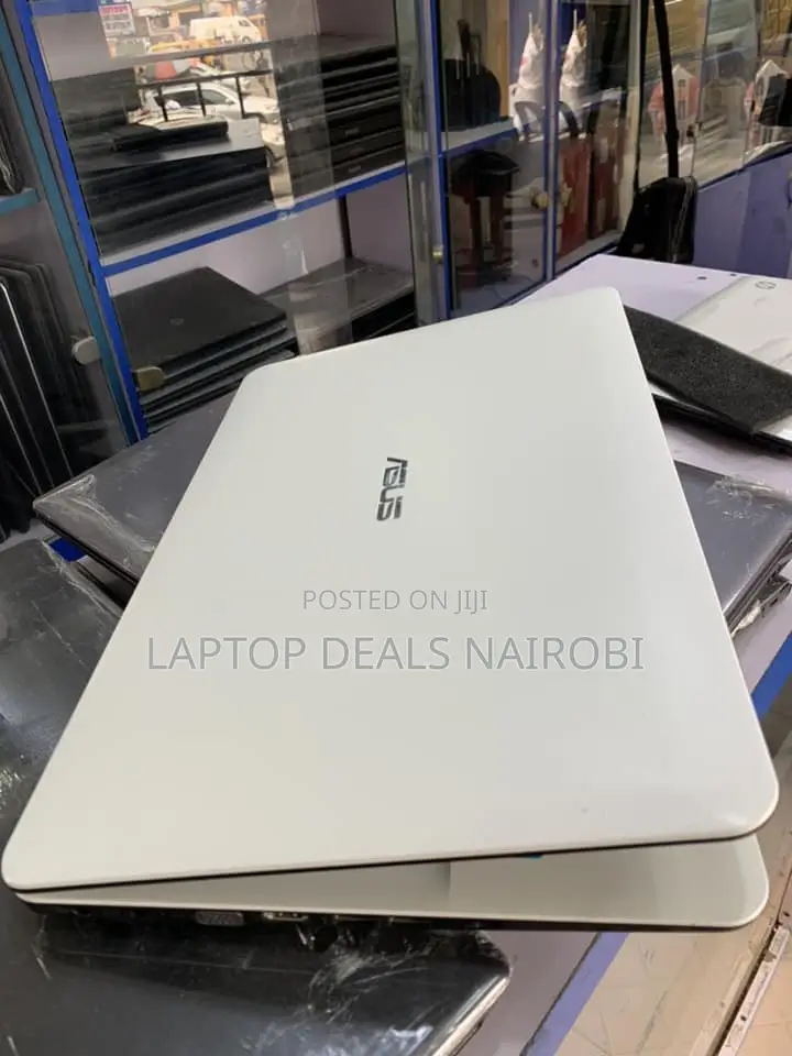 Laptop Acer TravelMate P2 16GB Intel Core I5 SSD 512GB