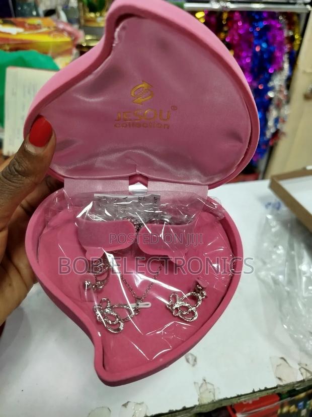 Valentine's Gift Set - thumbnail 4