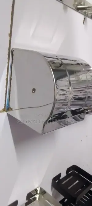 Tissue Holder