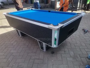 Pool Table[Poöl Tablë+Póol Tàble;Poól Táble Pöol Tablė Poôl