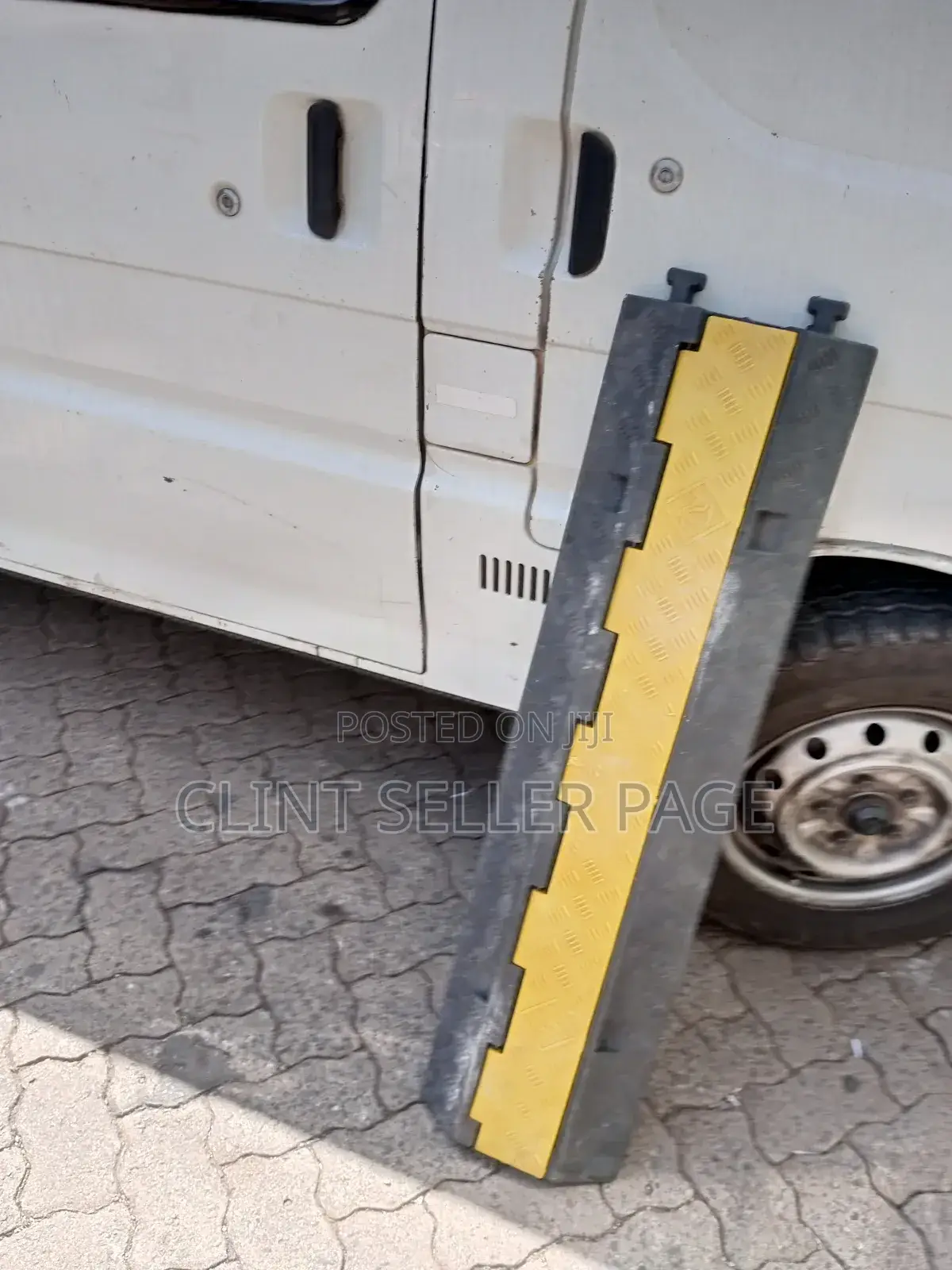 Two Channel Rubber Cable Protector/ Rubber Shield