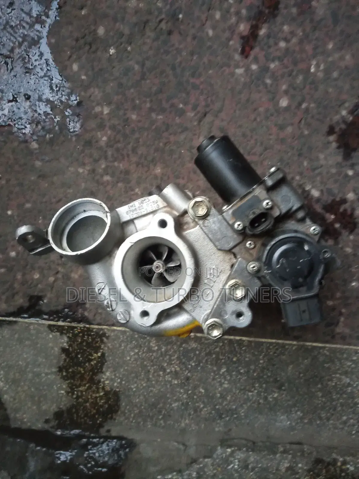 Turbo for 1vd Left Land Cruiser