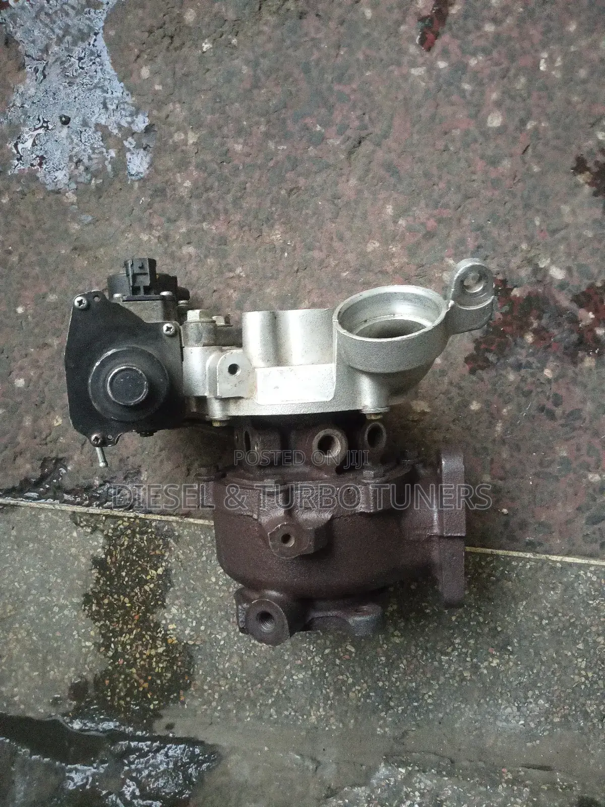 Turbo for 1vd Left Land Cruiser