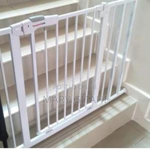 "*Restocked"*Safety Gate - thumbnail 2