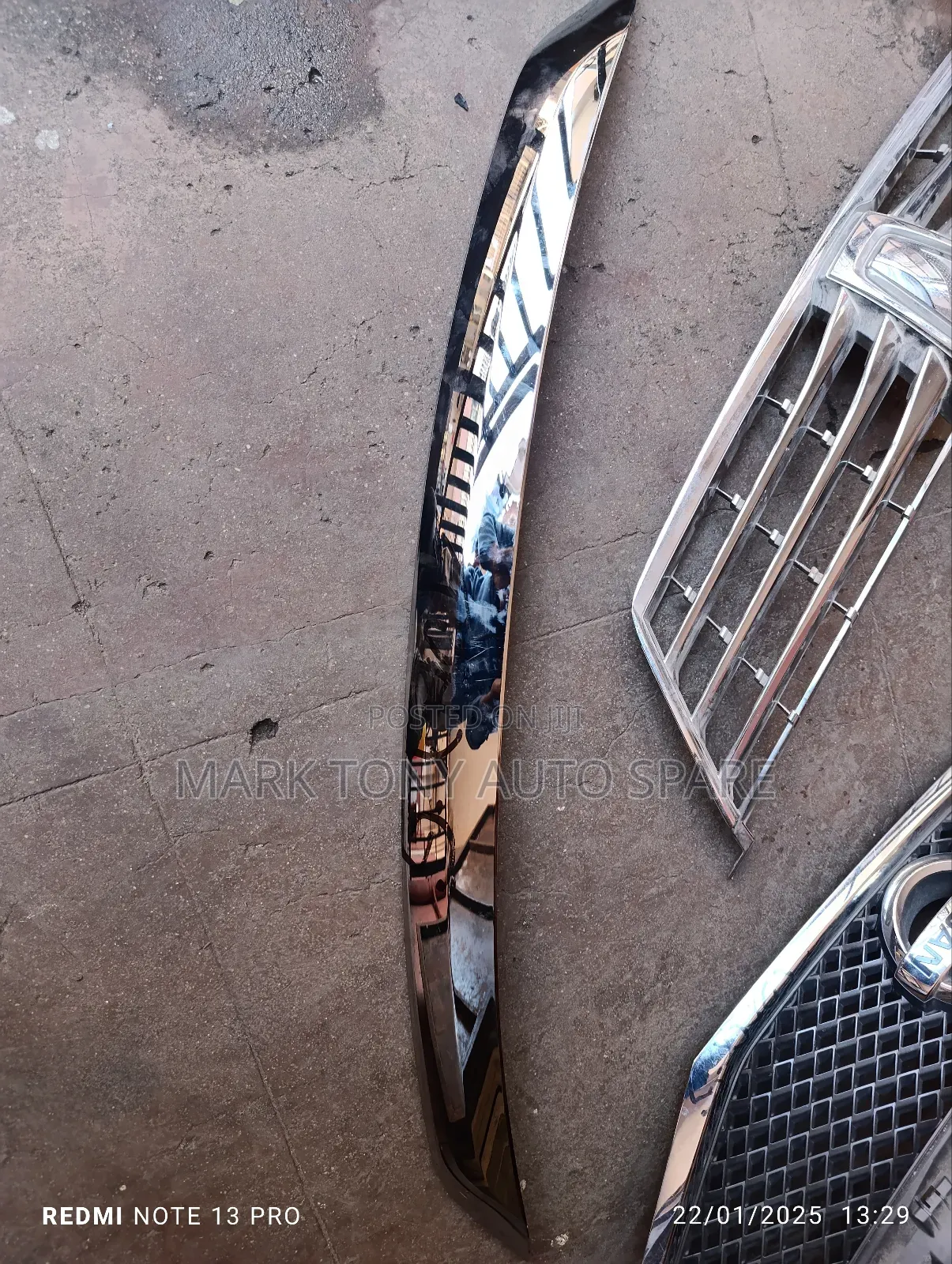 Harrier 2015 Bonnet Crom
