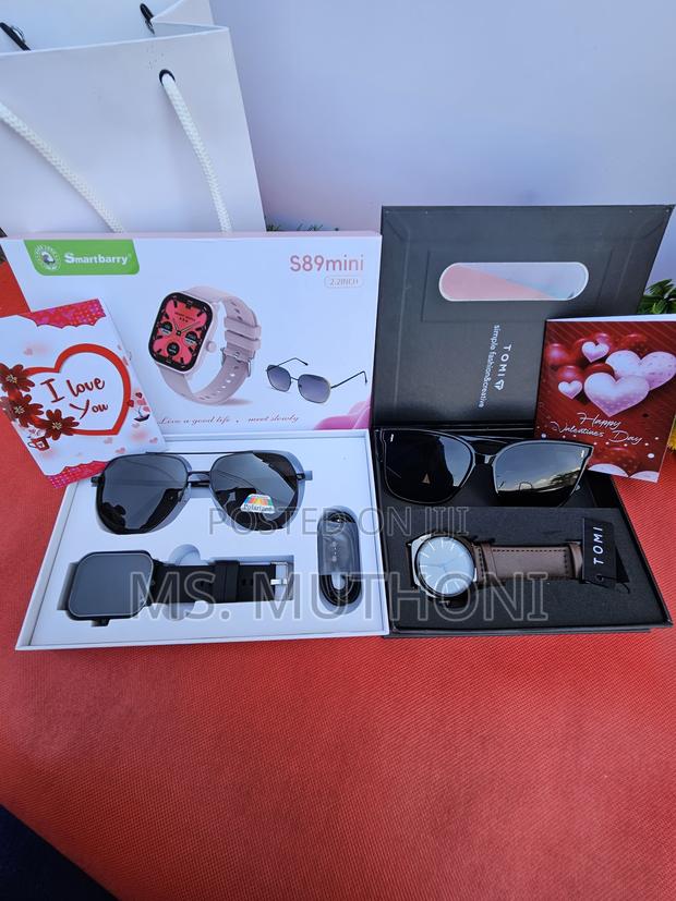Premium Valentines Couple Valentines Gift Set Hamper - main view