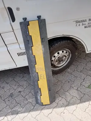 2 Channel Rubber Cable Protector/ Ramp Tuff.
