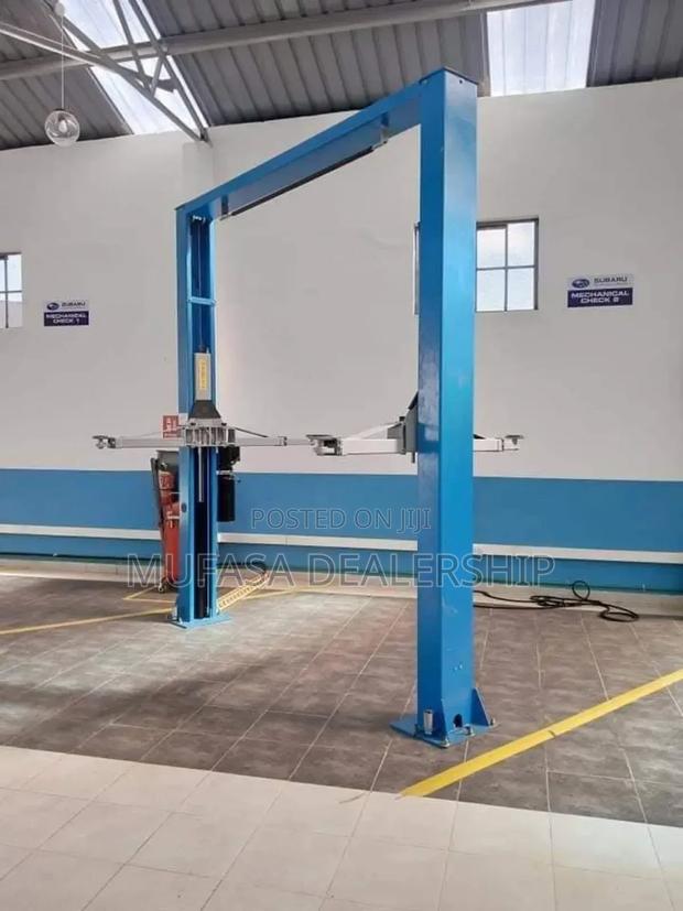 Two Post Car Lift - main view