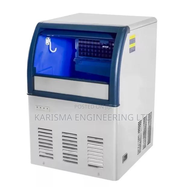 Curved Glass Ice Cube Maker - main view