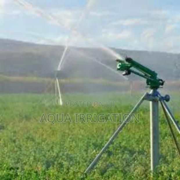 Get Rain-Like Watering With Rain Guns. - main view