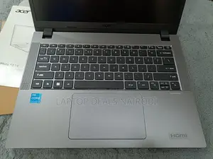 New Laptop Acer TravelMate P6 8GB Intel Core I3 SSD 256GB