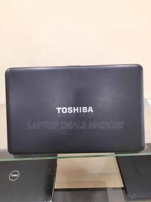 Laptop Toshiba Satellite C850 4GB Intel Core I3 HDD 500GB