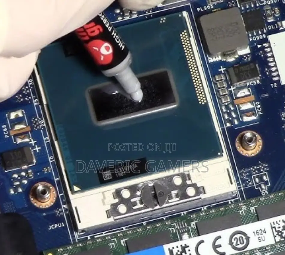 We Professionally Open Gaming Laptops and Apply Mx 6 Paste