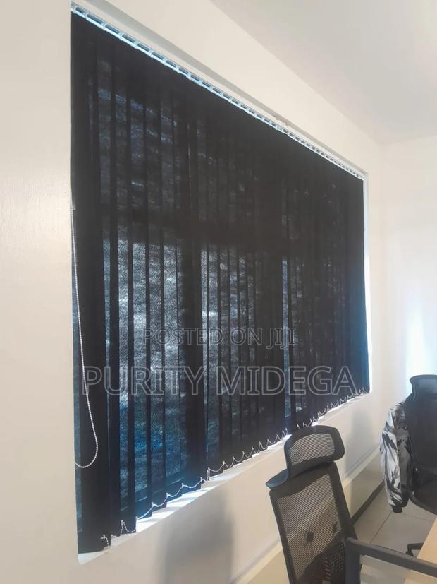 Sunlight Blocking Blinds - thumbnail 2