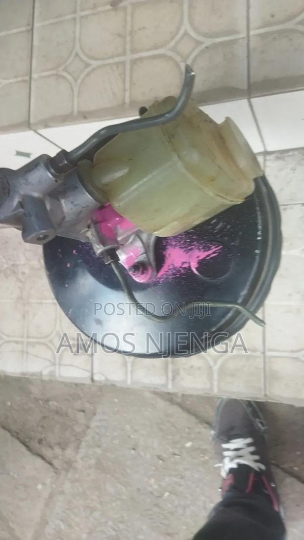 Land Cruiser 79 Master Cylinder / Break Booster