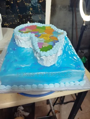 Birthday Cake Africa Themed.1.5 Kg