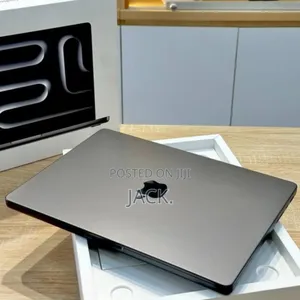 Laptop Apple MacBook Pro 2023 M3 14-Inch 16GB Apple M3 SSD 512GB