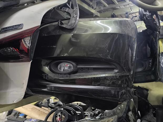 Nosecut Honda Vezel - main view