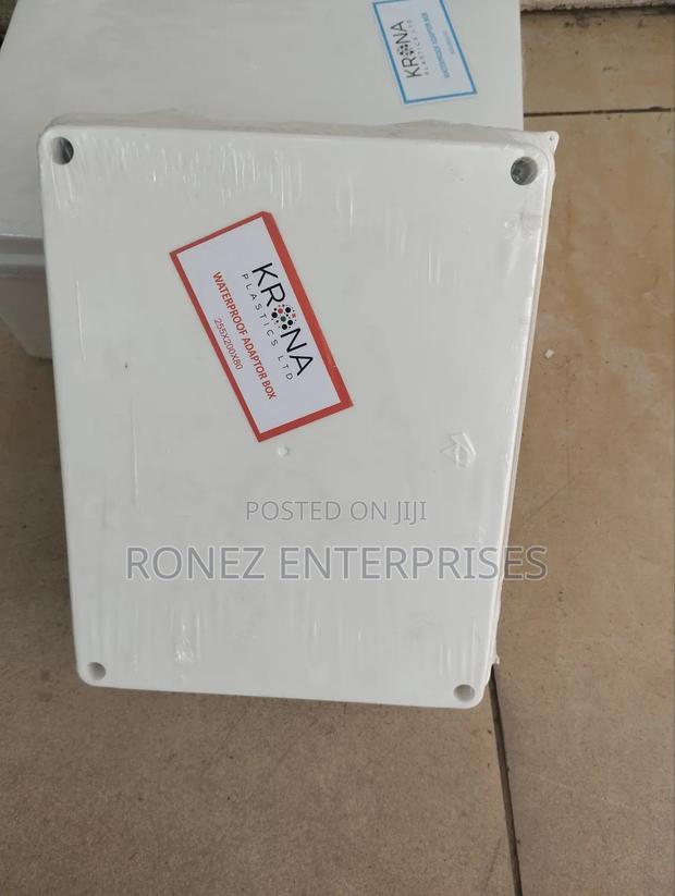 Adaptor Box 255by200 by 80 - thumbnail 3