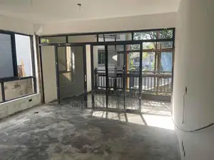 5bdrm Villa in Valley Arcade for sale