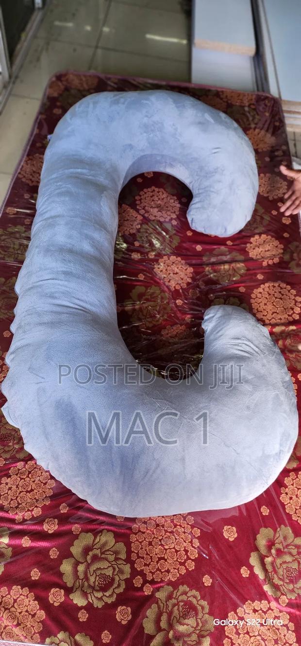 C Shape Imported Pregnancy Pillow - thumbnail 2
