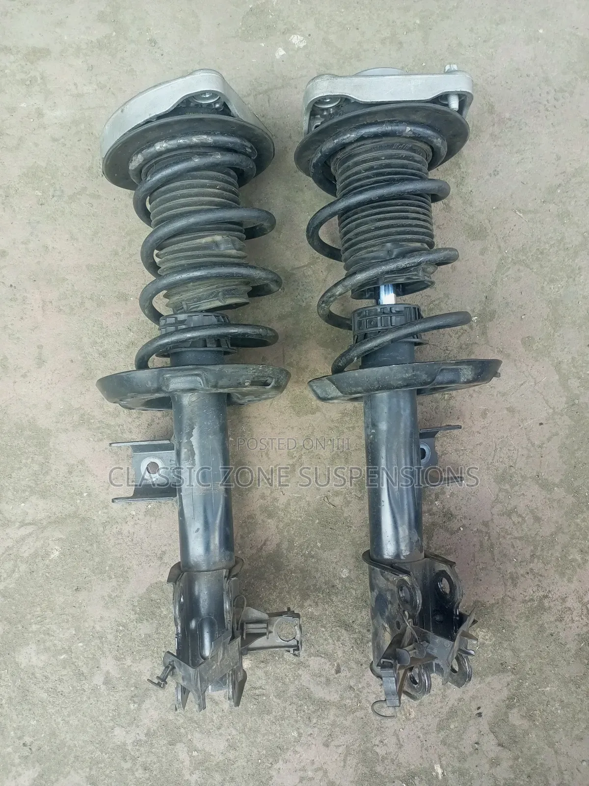 Mercedes B180 New Model Shocks.