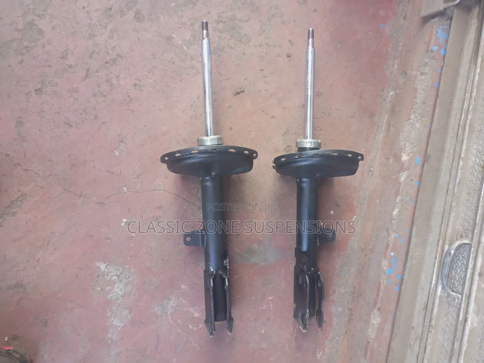 Toyota Harrier Back Shocks
