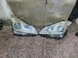Toyota Crown 2008/2009/2010/2011/2012/2013 Xenon Headlights