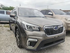 Subaru Forester 2019 Beige
