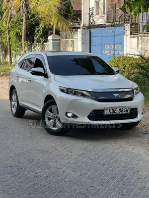 Toyota Harrier 2.0 2015 White
