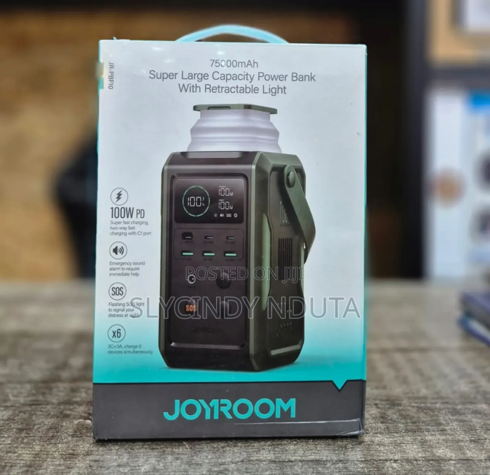 Jr-Super Large Capacity Power Bank With Retractable Light