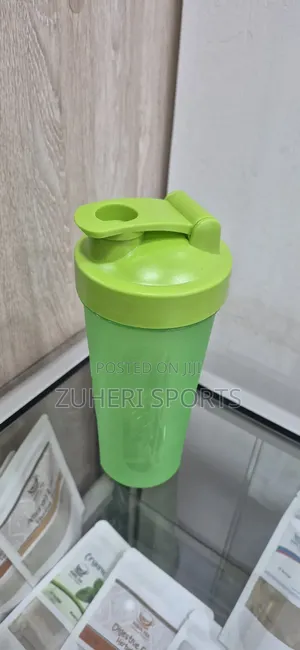 Shaker Bottle 600ml With Stainless Steel Mixer