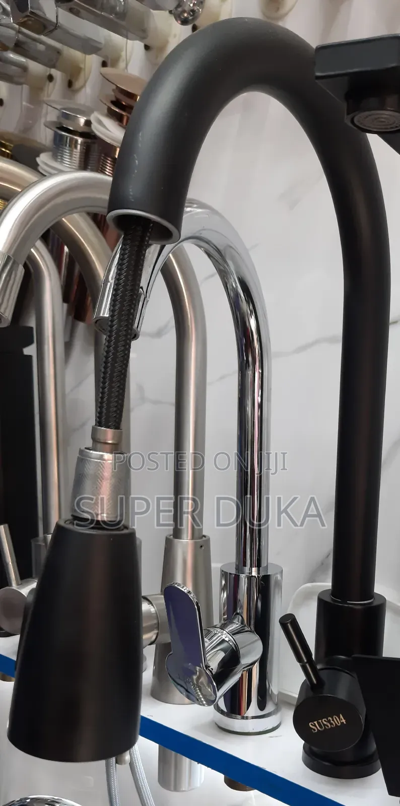 Black Long Neck Pull Out Kitchen Mixer Tap/ Faucet