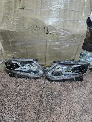 Nissan Xtrail NT32 New Model Xenon Headlights Part Number F