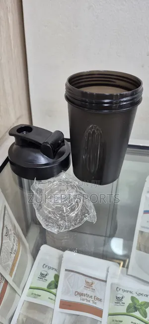 Anti-Spill Shaker Bottle 400ml With Stainless Steel Mixer