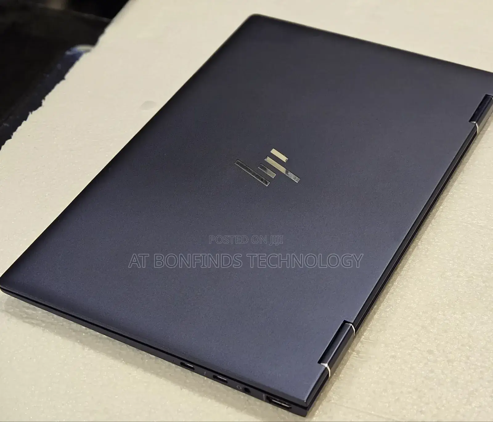 Laptop HP Dragonfly G3 16GB Intel Core I7 SSD 512GB