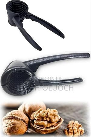 Black Cast Iron Walnut Pliers - thumbnail 2