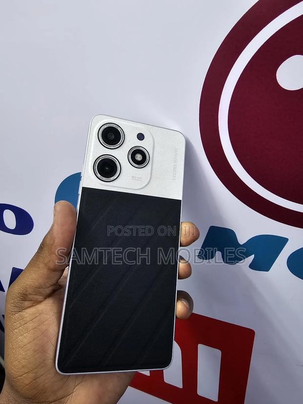 Tecno Spark 10 Pro 256 GB Black - main view