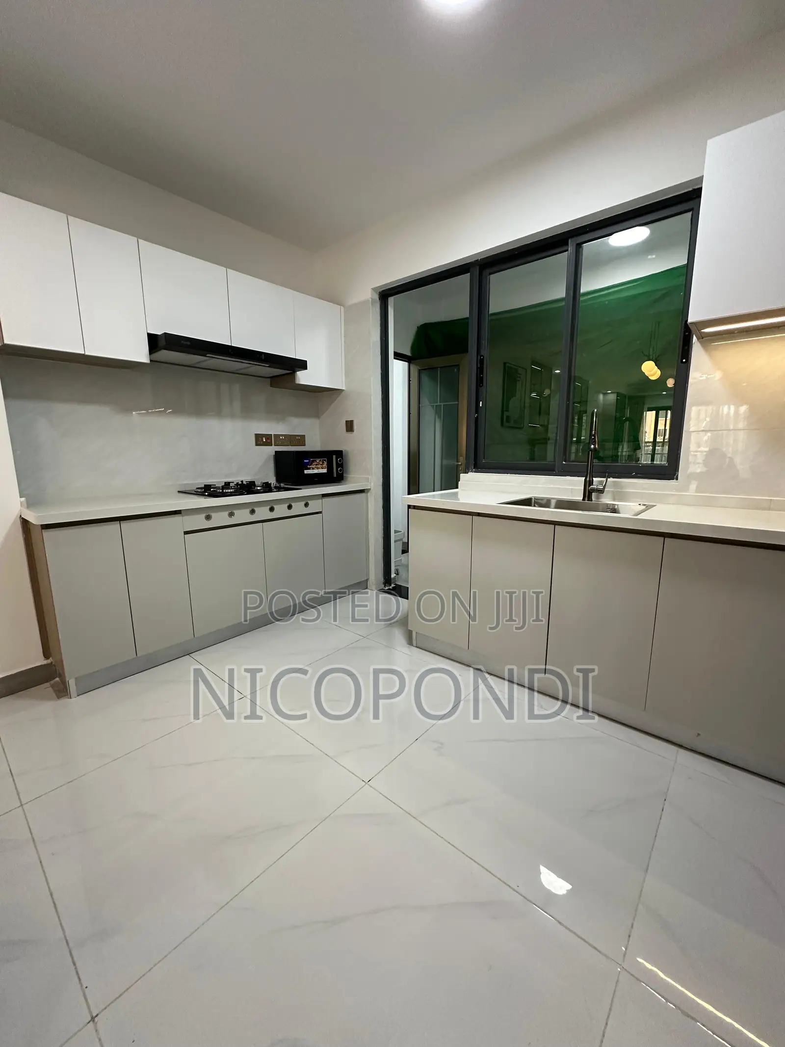 3bdrm Apartment In Kileleshwa For Sale