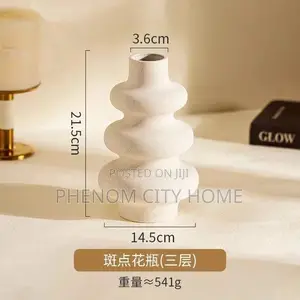Modern Minimalist Spiral Shaped Flower Vase