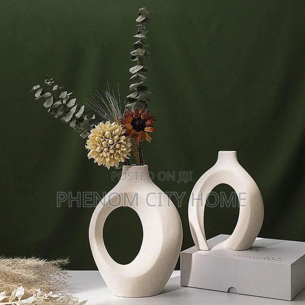Snuggle Hollow Ceramic Vase Set - thumbnail 3