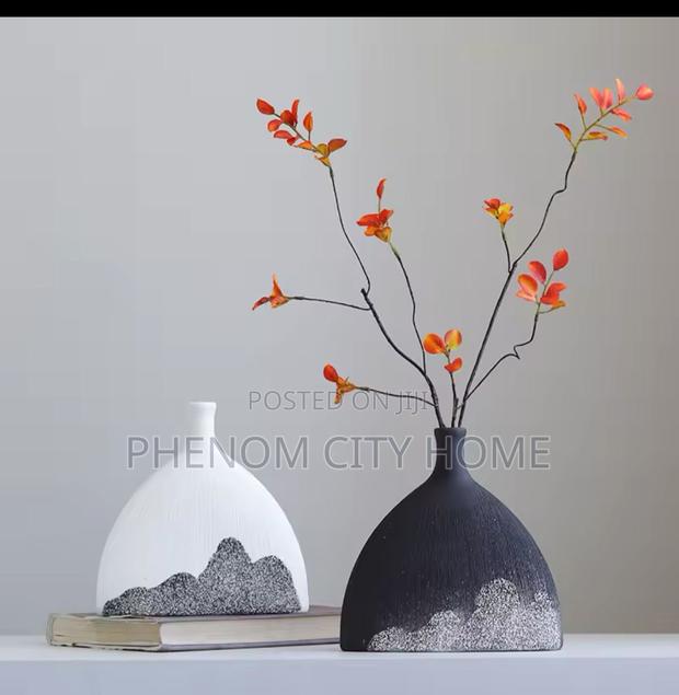 Modern Fish Rail Design Caramic Vase - thumbnail 3